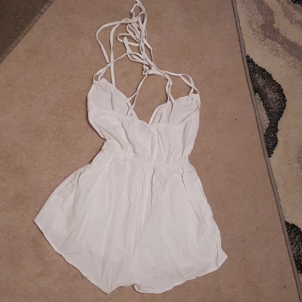 Romper - Picture 2 of 2